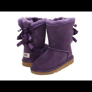Never worn !!! Perfect condition purple uggs